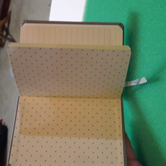 Notebook hardback with a gold initial S - Picture 3 of 7